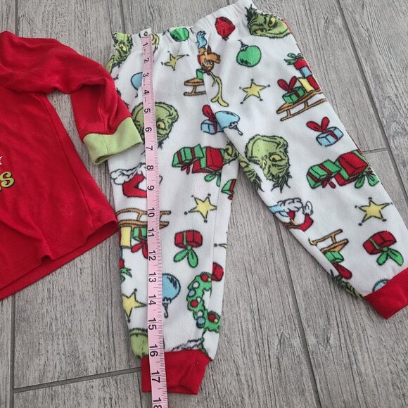 Dr. Seuss “Merry Grinchmas” Toddler 2-Piece Pajama Set Red Size 3T/2T - Picture 8 of 9